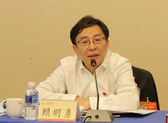 赖明勇委员：建议加快城市排水管网建设改造及修复力度