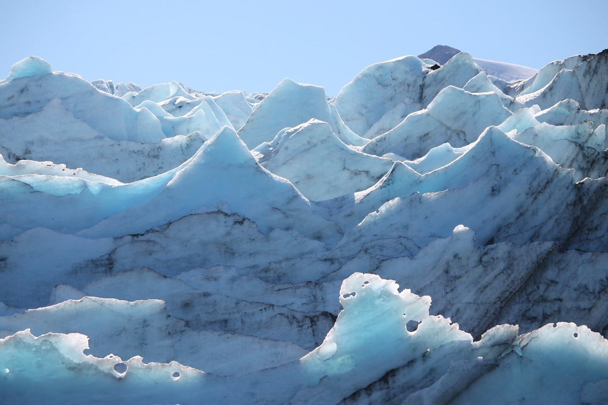 全球冰川质量过去20年加速流失